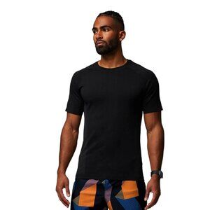 Fabletics The Training Day‎ Tee in Black & Gray - Size Large